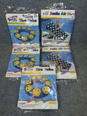 016438920117 H2O SURFS UP Smile Pool Raft Tube Tony Smiley