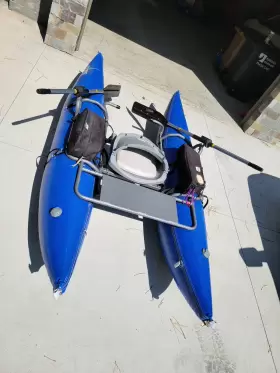 PAC-900 OUTCAST Pontoon Boat Great