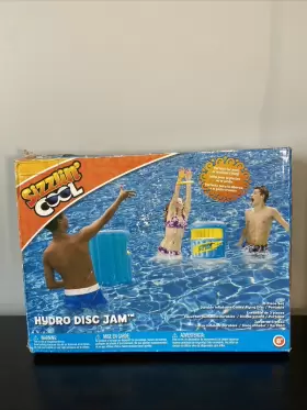 10252015 TOYS R US Hydro Disc Jam Inflatables