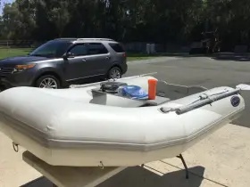 MW-260 WEST MARINE Inflatable Boat #2